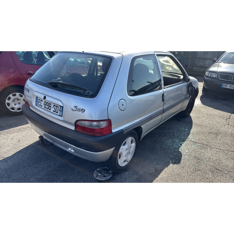 Malle/Hayon arriere CITROEN SAXO Photo n°15