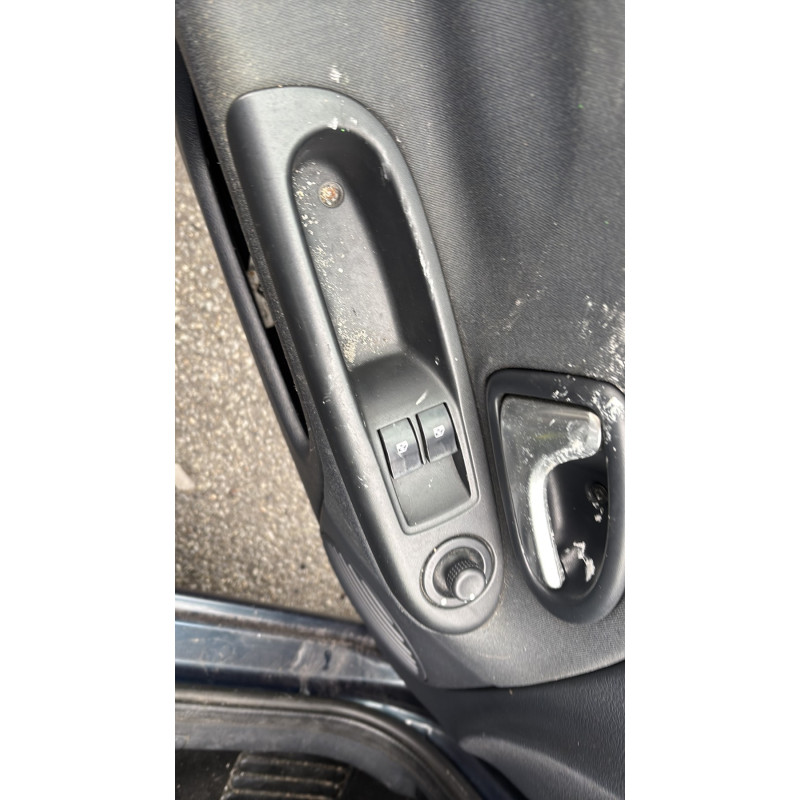 Capot RENAULT CLIO 2 Photo n°14