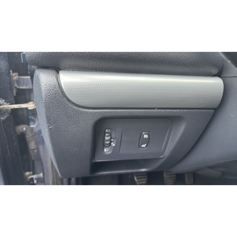 Capot RENAULT CLIO 2 Photo n°19