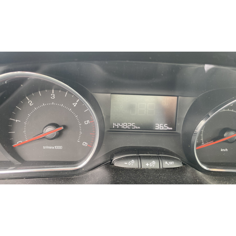 Retroviseur gauche PEUGEOT 208 1 Photo n°6