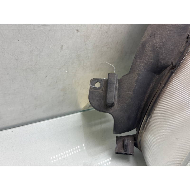 Optique avant principal gauche (feux)(phare) CITROEN XSARA PICASSO Photo n°3