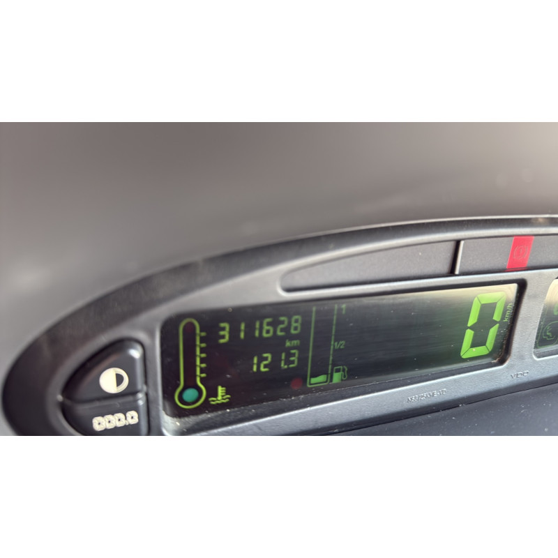 Malle/Hayon arriere CITROEN XSARA PICASSO Photo n°20