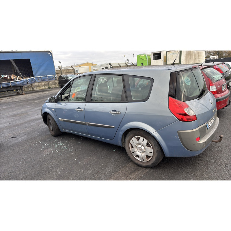 Malle/Hayon arriere RENAULT GRAND SCENIC 2 Photo n°12