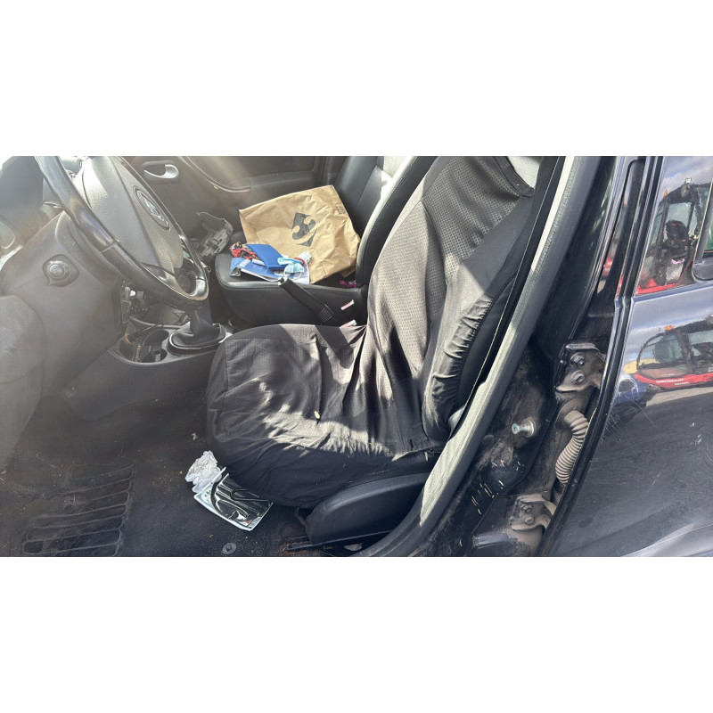 Malle/Hayon arriere DACIA DUSTER 1 Photo n°14