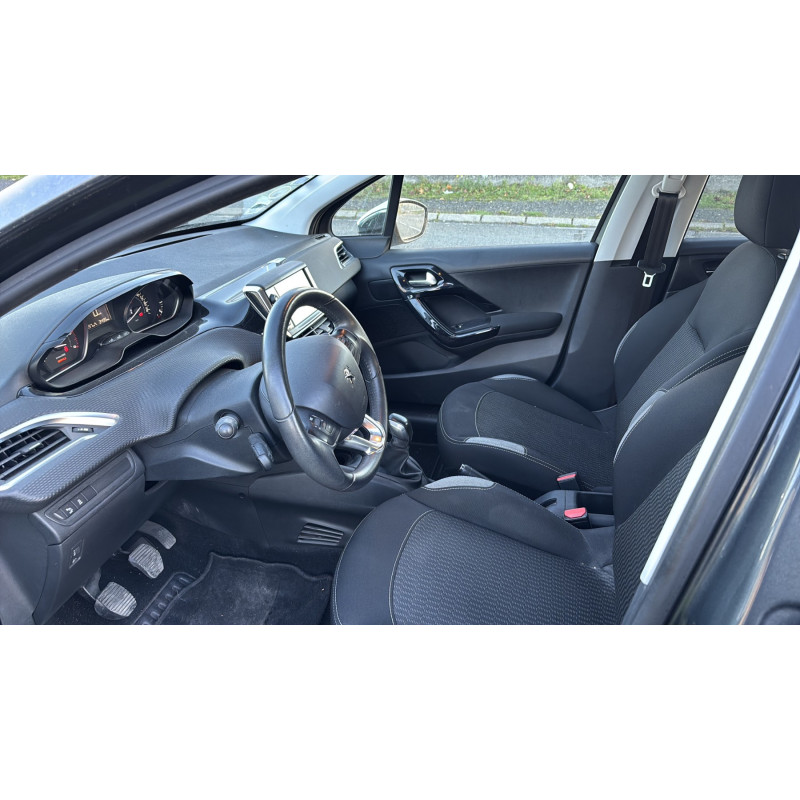 Boite de vitesses PEUGEOT 208 1 Photo n°1