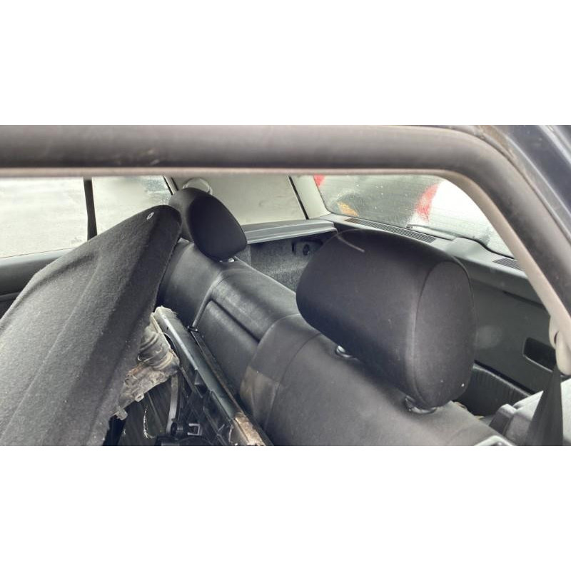 Poignee hayon VOLKSWAGEN GOLF 4 Photo n°8