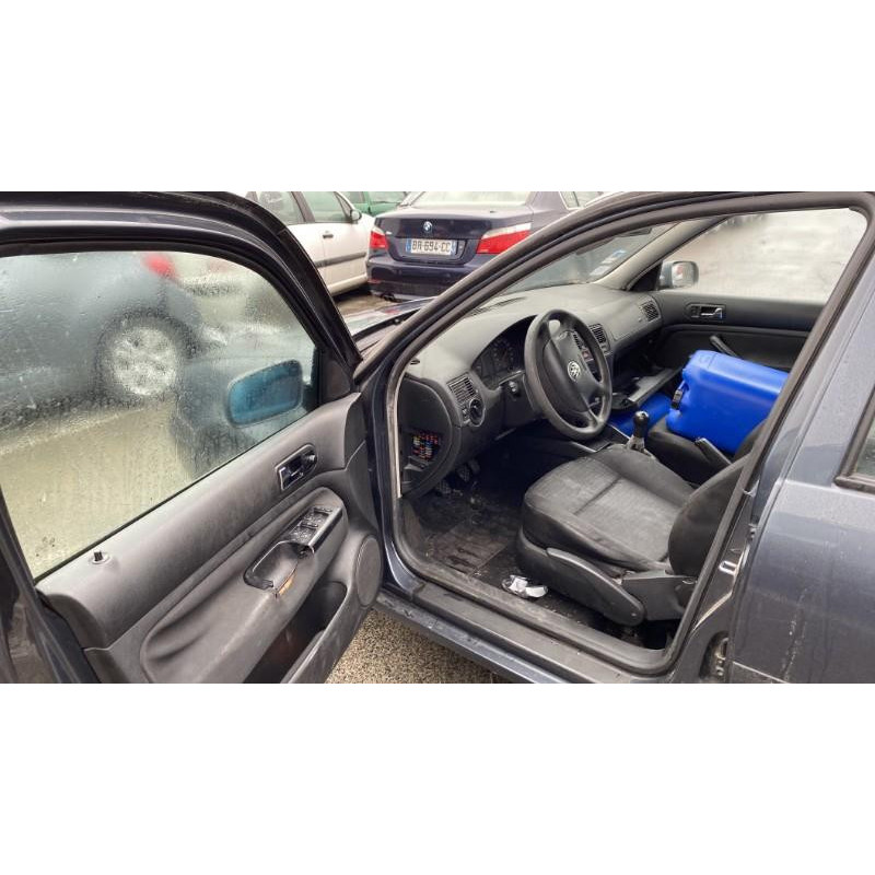 Poignee hayon VOLKSWAGEN GOLF 4 Photo n°15