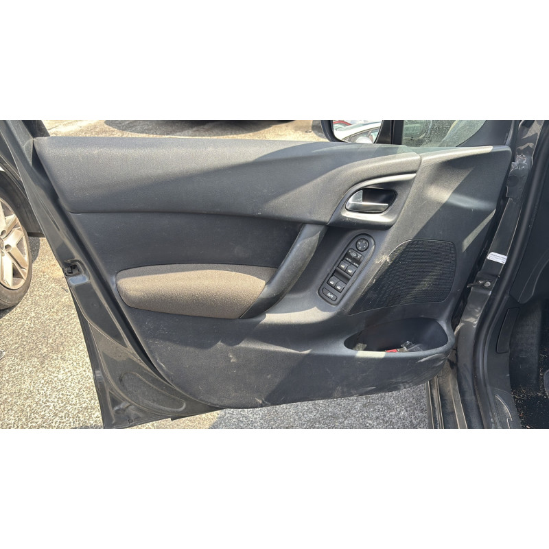 Feu diurne avant droit CITROEN C3 2 Photo n°14