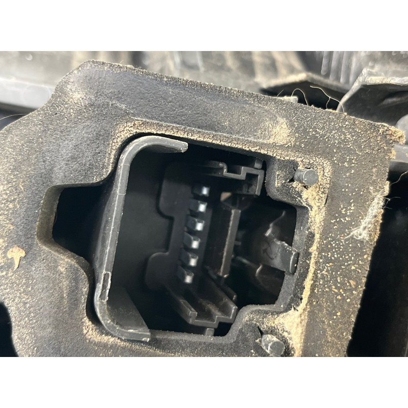Feu arriere principal gauche (feux) RENAULT SCENIC 2 Photo n°4