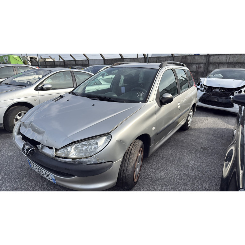 Boite de vitesses PEUGEOT 206 Photo n°1