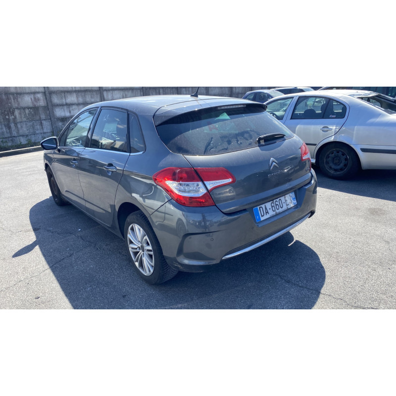 Pare choc arriere CITROEN C4 2 Photo n°9