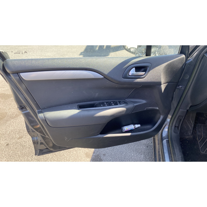 Pare choc arriere CITROEN C4 2 Photo n°15