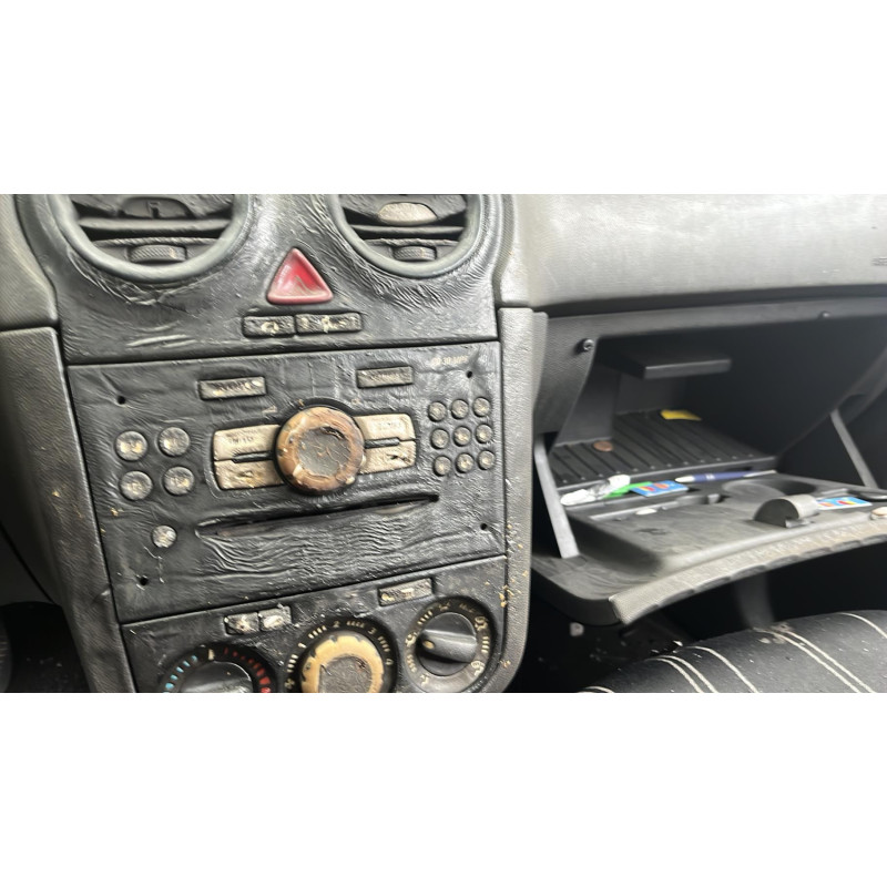 Boite de vitesses OPEL CORSA D Photo n°1