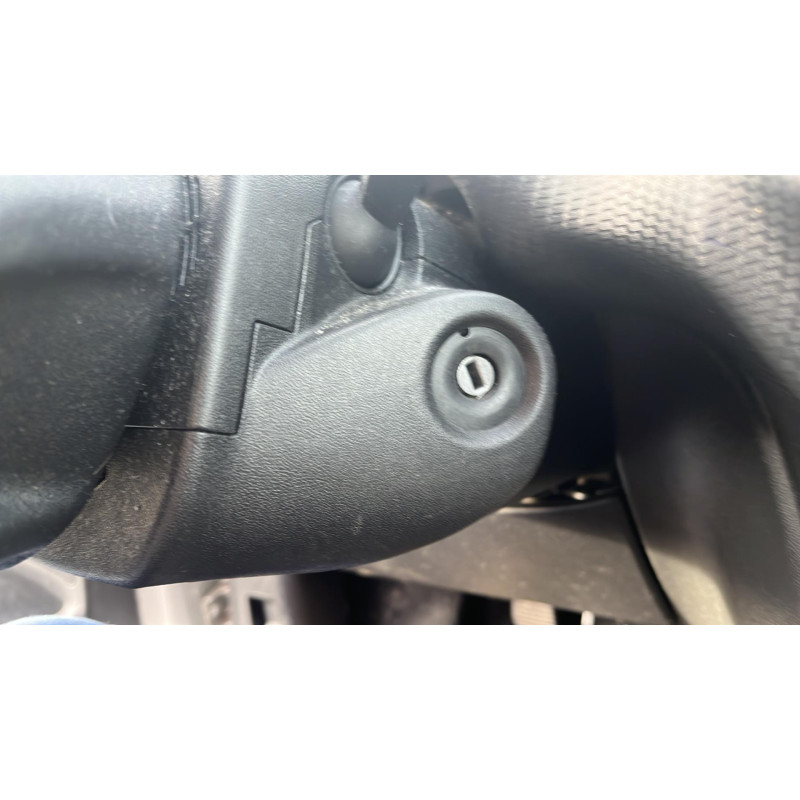 Boite de vitesses PEUGEOT 208 1 Photo n°1