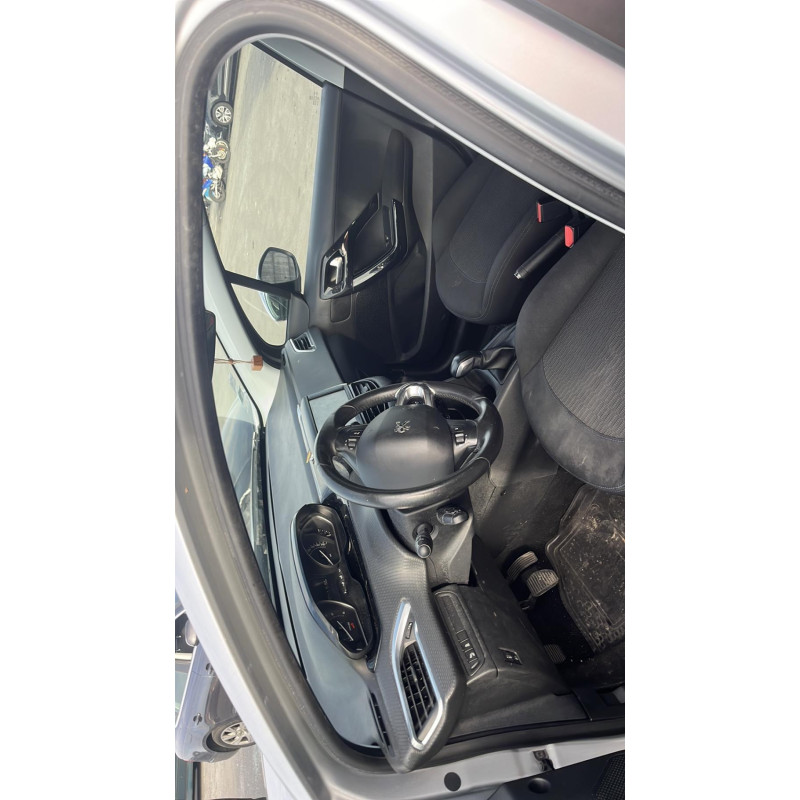 Boite de vitesses PEUGEOT 208 1 Photo n°12