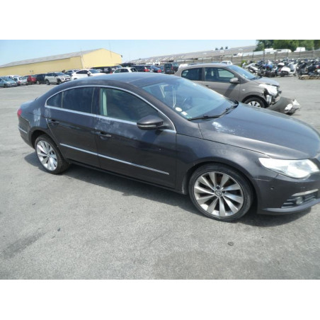 Boite de vitesses VOLKSWAGEN PASSAT 5 Photo n°1