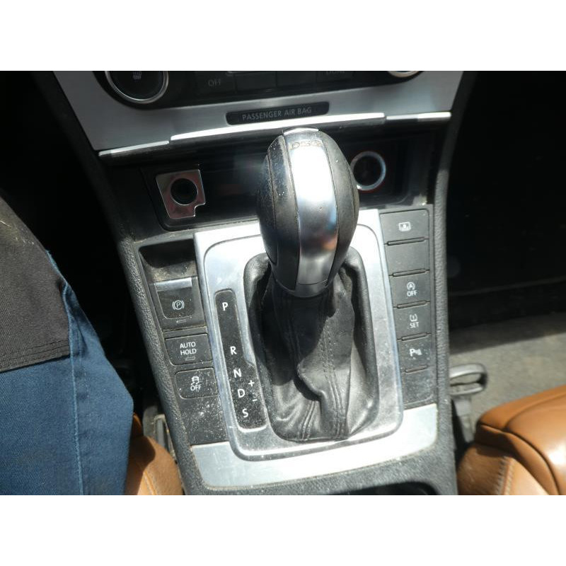 Boite de vitesses VOLKSWAGEN PASSAT 5 Photo n°6
