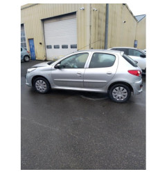 Boite de vitesses PEUGEOT 206+ Photo n°1