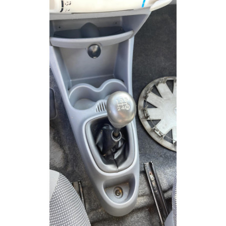 Boite de vitesses PEUGEOT 107 Photo n°1