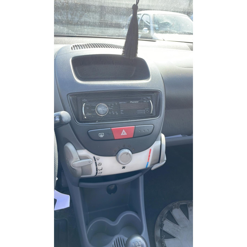 Boite de vitesses PEUGEOT 107 Photo n°9