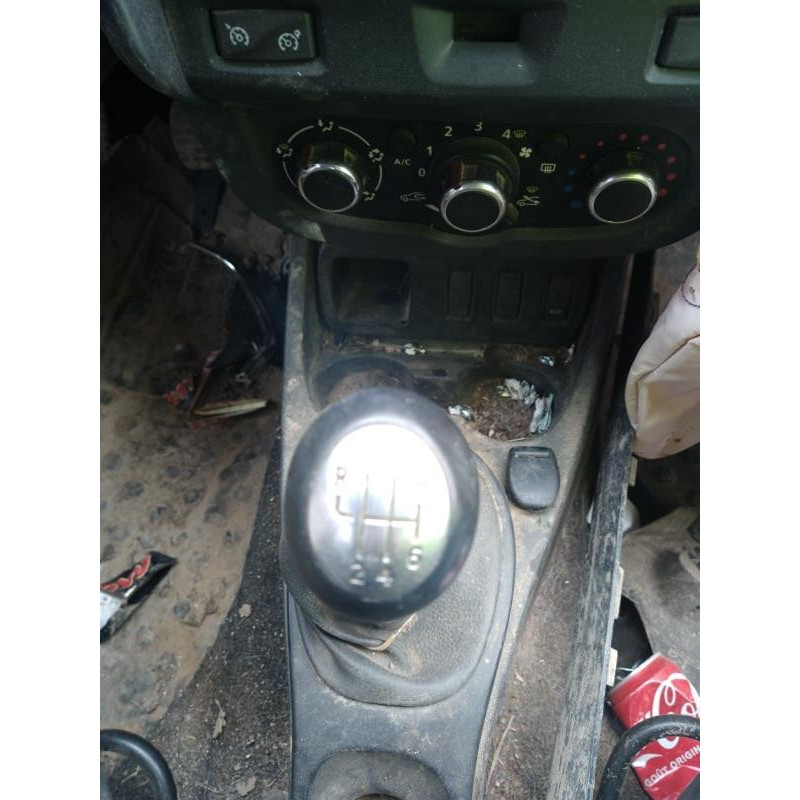 Boite de vitesses DACIA DUSTER 1 Photo n°1