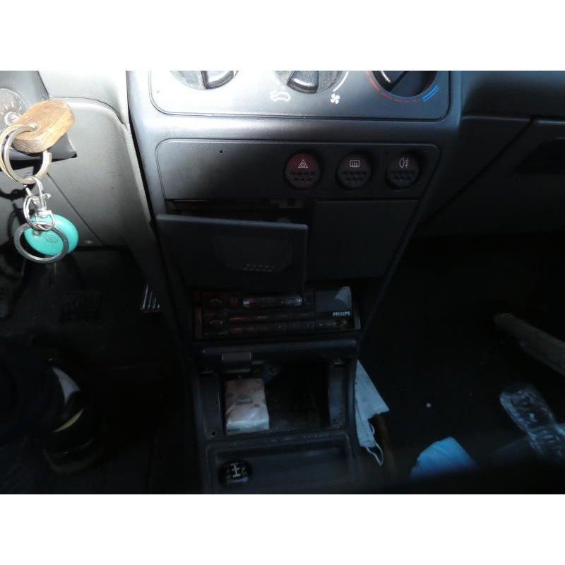 Boite de vitesses PEUGEOT 205 Photo n°7