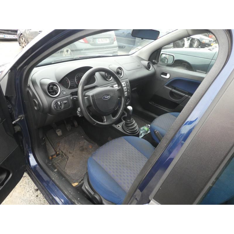 Boite de vitesses FORD FIESTA 5 Photo n°10