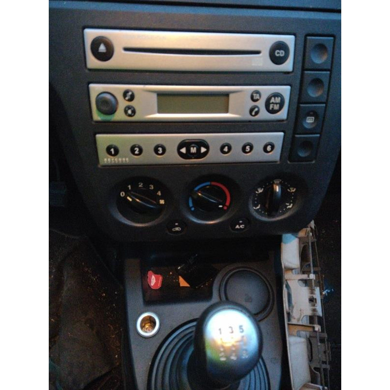 Boite de vitesses FORD FIESTA 5 Photo n°16