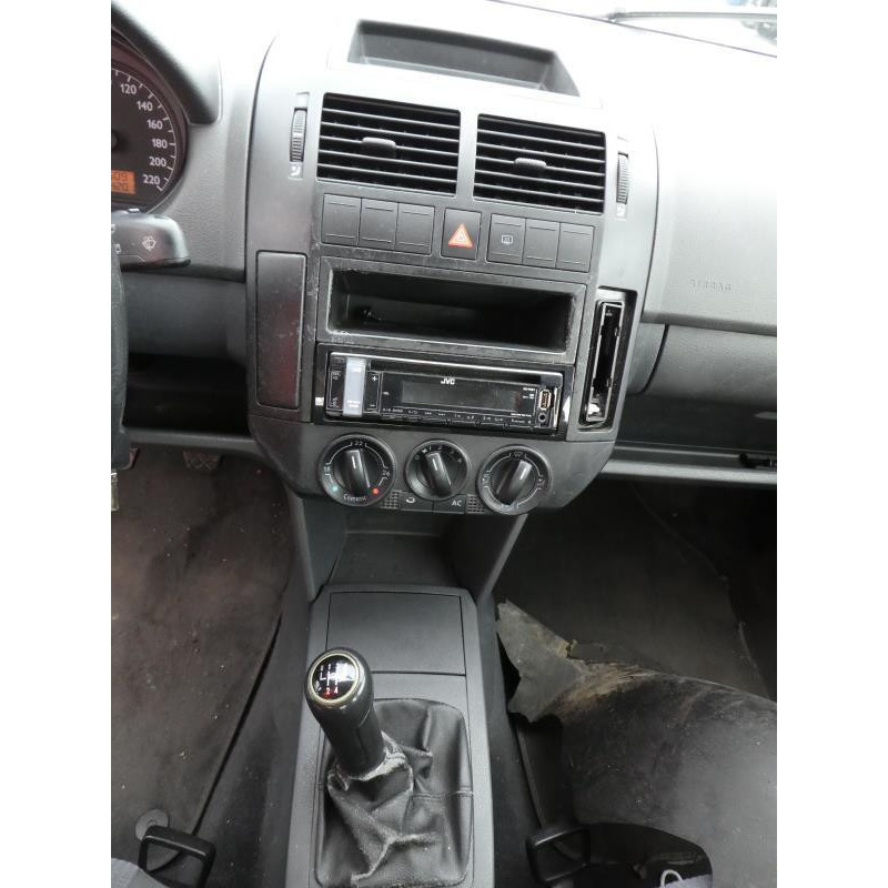 Boite de vitesses VOLKSWAGEN POLO 4 Photo n°6