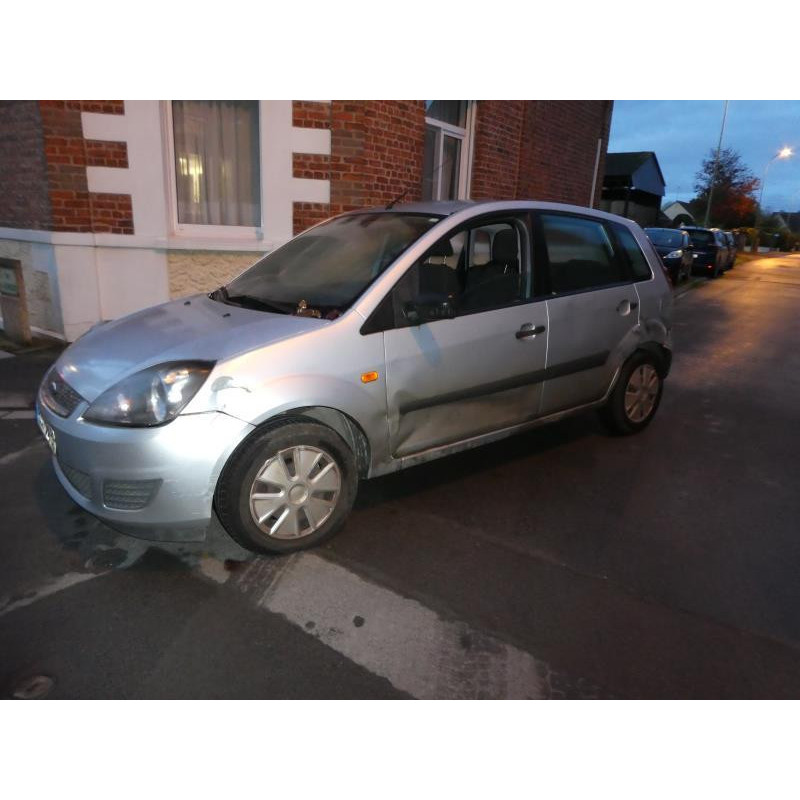 Boite de vitesses FORD FIESTA 5 Photo n°8