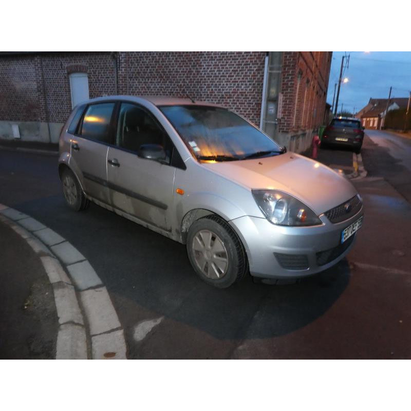 Boite de vitesses FORD FIESTA 5 Photo n°9