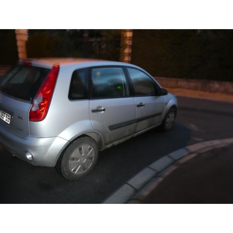 Boite de vitesses FORD FIESTA 5 Photo n°10