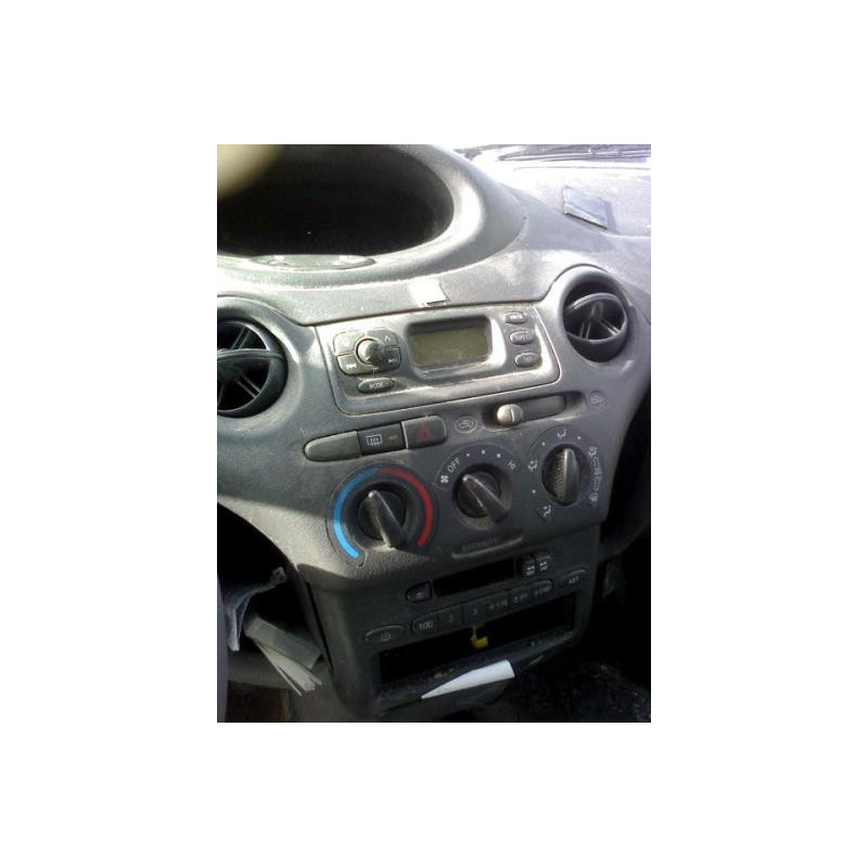 Bloc ABS (freins anti-blocage) TOYOTA YARIS 1 Photo n°8