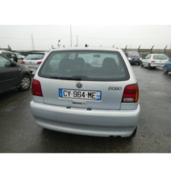 Pretensionneur de ceinture avant gauche VOLKSWAGEN POLO 3