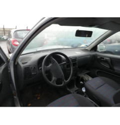 Pretensionneur de ceinture avant gauche VOLKSWAGEN POLO 3
