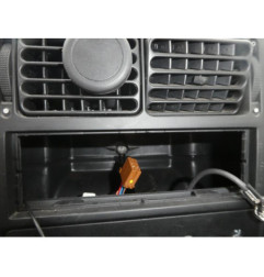 Pretensionneur de ceinture avant gauche VOLKSWAGEN POLO 3