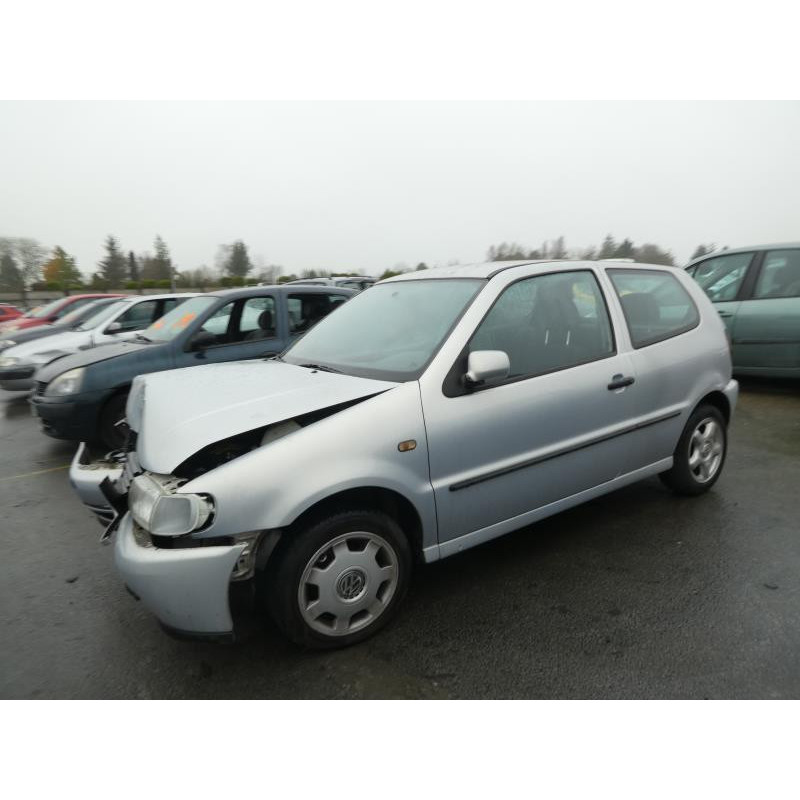 Pretensionneur de ceinture avant gauche VOLKSWAGEN POLO 3 Photo n°10