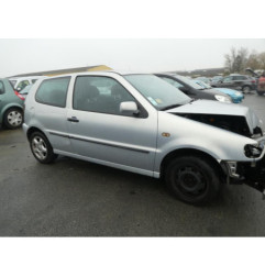 Pretensionneur de ceinture avant gauche VOLKSWAGEN POLO 3