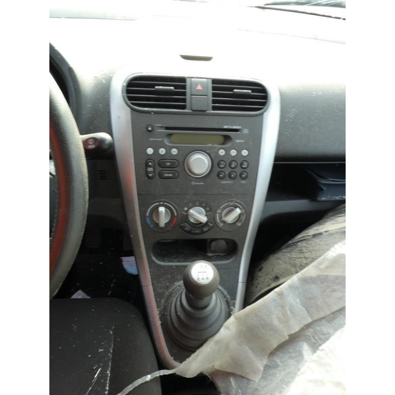Compresseur clim SUZUKI SPLASH Photo n°10