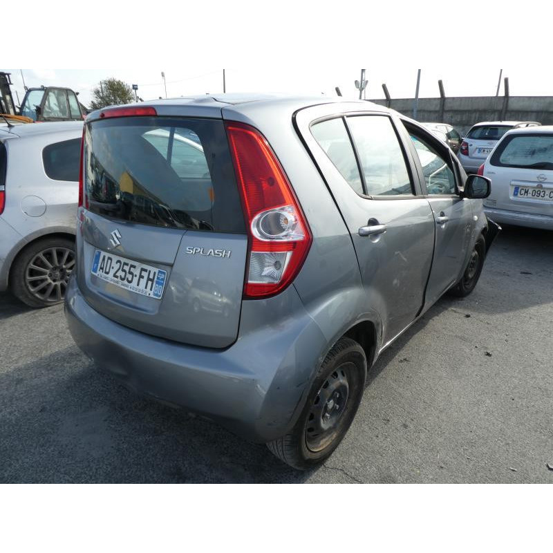 Compresseur clim SUZUKI SPLASH Photo n°12