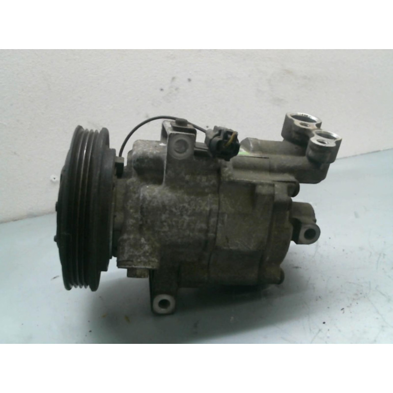Compresseur clim NISSAN MICRA 3 Photo n°1