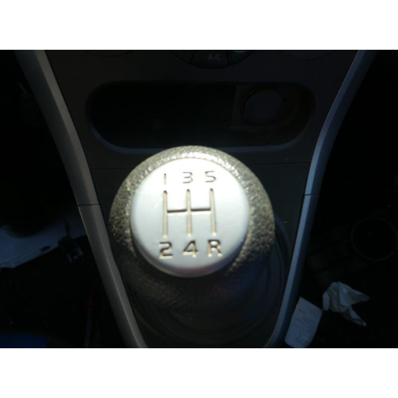 Compresseur clim OPEL AGILA B Photo n°4