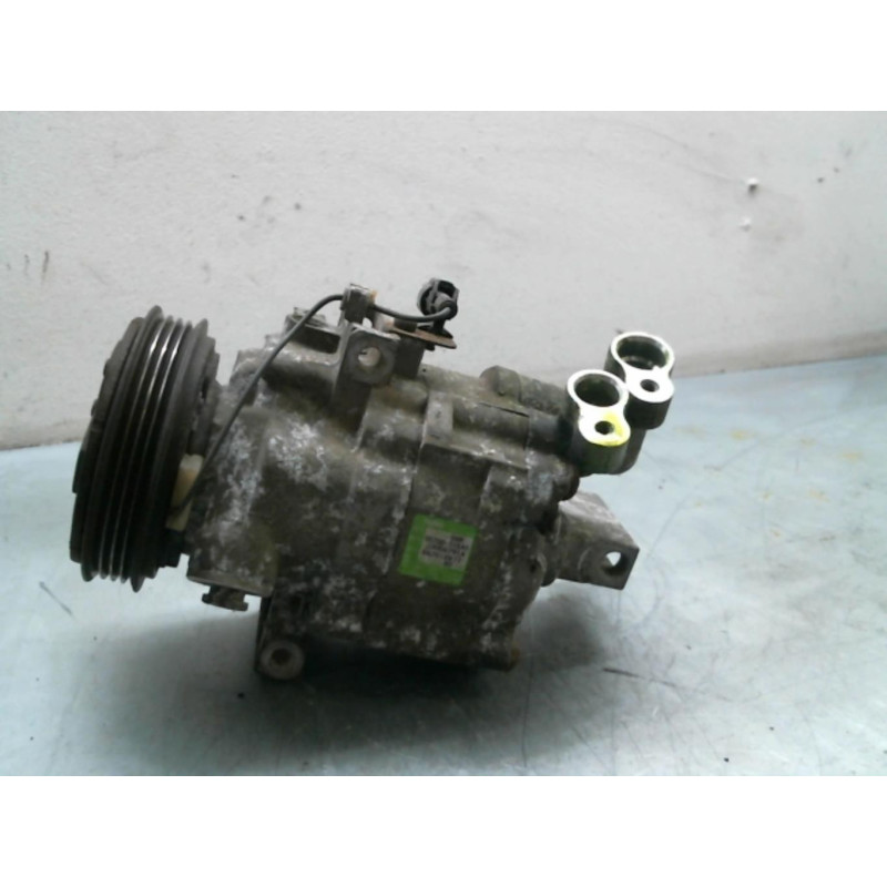 Compresseur clim SUZUKI SPLASH Photo n°2