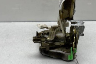 Serrure avant gauche TOYOTA YARIS 1