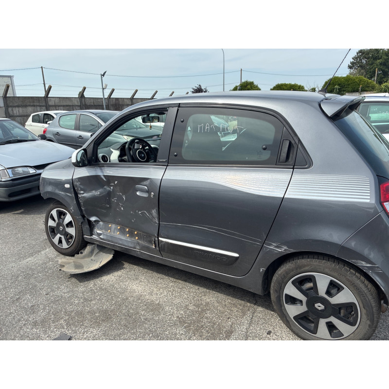 RENAULT TWINGO 3 PHASE 1 1.0i - 12V SCE 70 Photo n°6