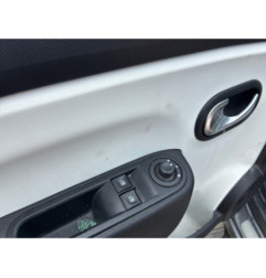 RENAULT TWINGO 3 PHASE 1 1.0i - 12V SCE 70