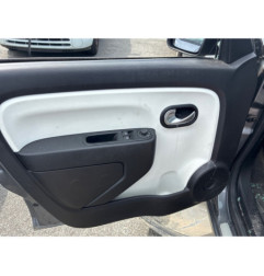 RENAULT TWINGO 3 PHASE 1 1.0i - 12V SCE 70