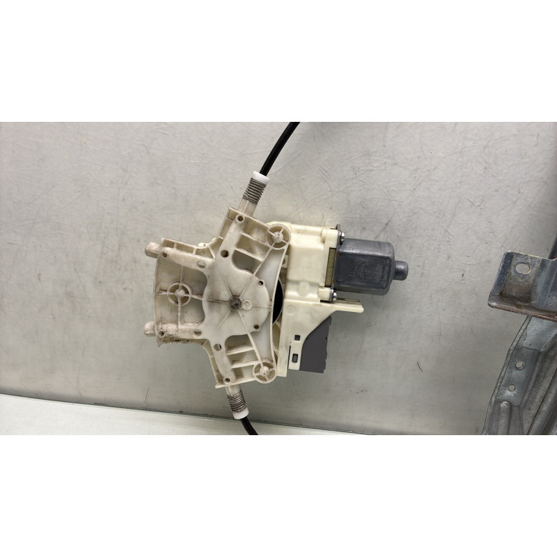 Leve vitre electrique arriere gauche PEUGEOT 407 Photo n°5