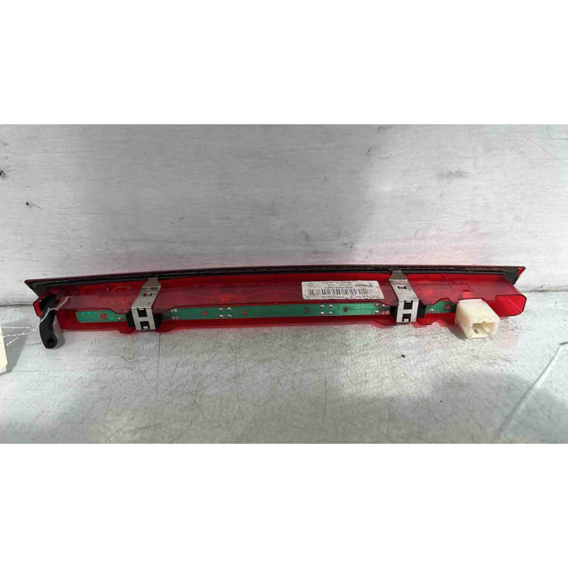 Feu arriere stop central RENAULT SCENIC 2 Photo n°3