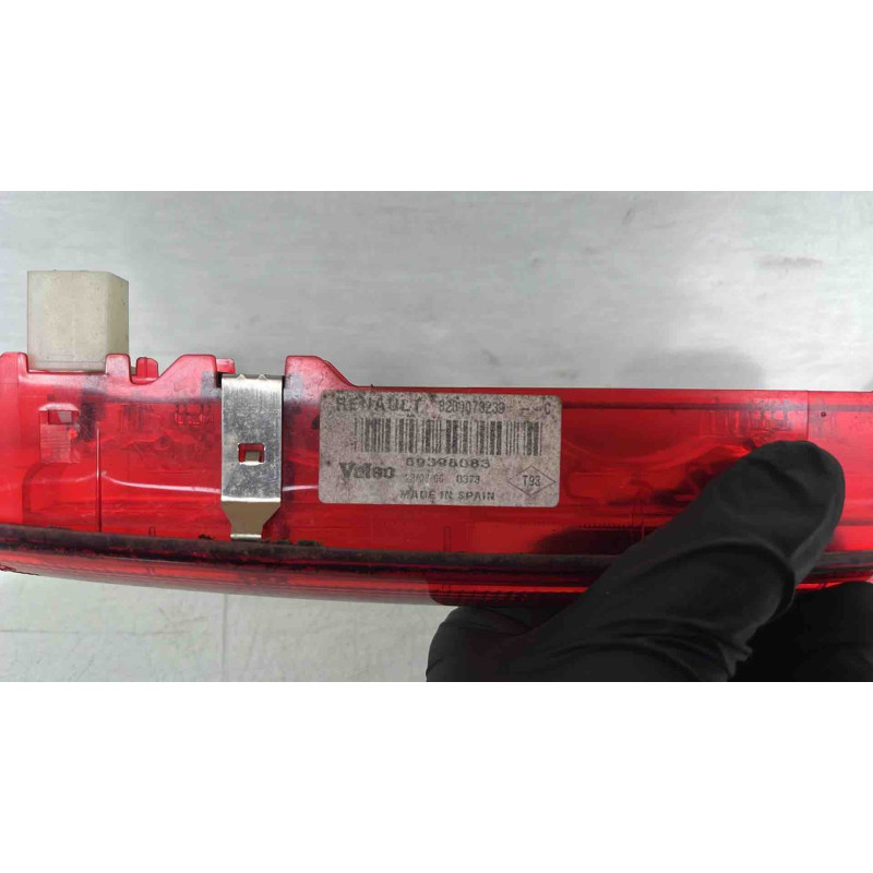 Feu arriere stop central RENAULT SCENIC 2 Photo n°4
